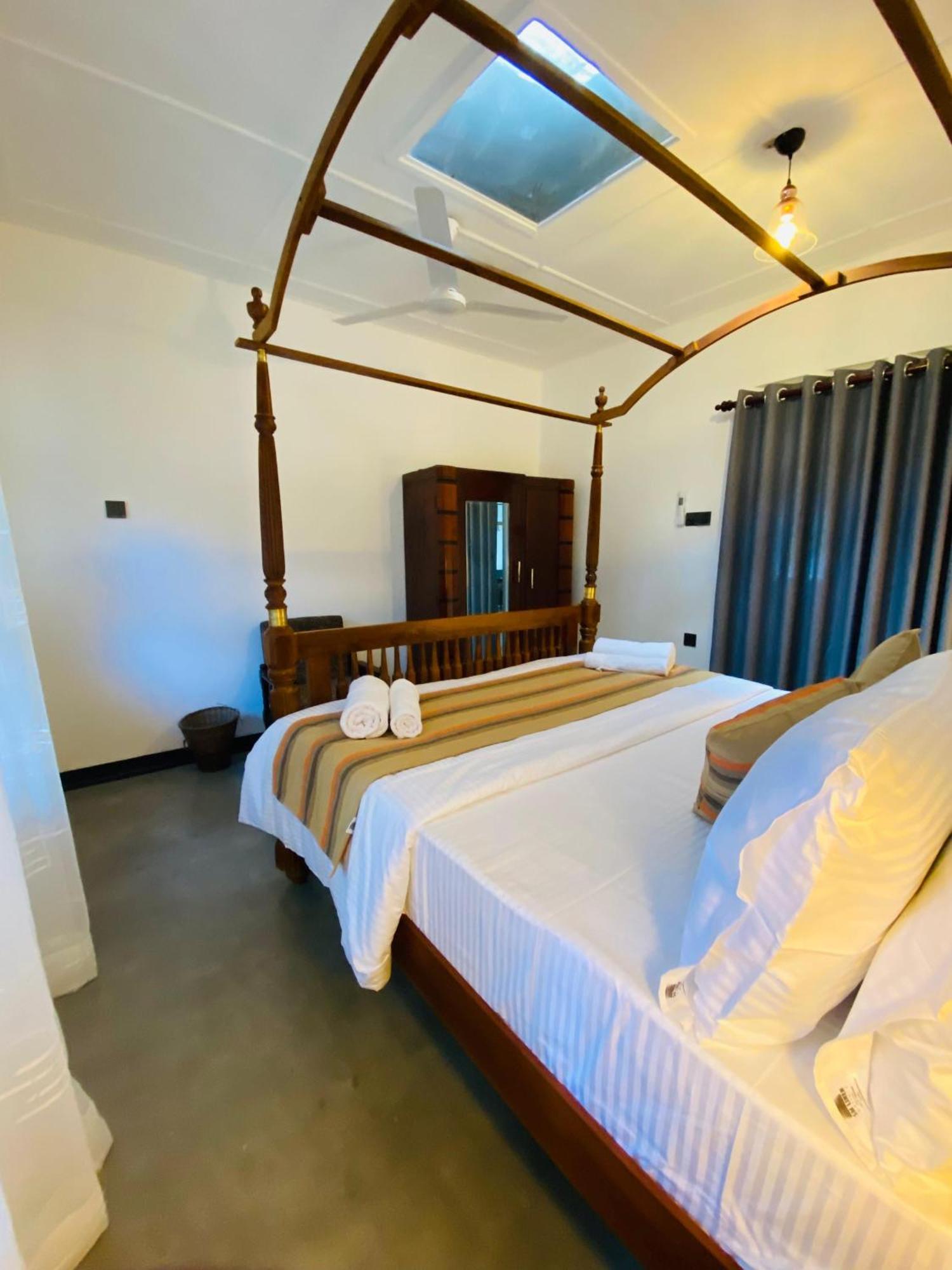 Happy Valley Residence Unawatuna Galle Exteriör bild