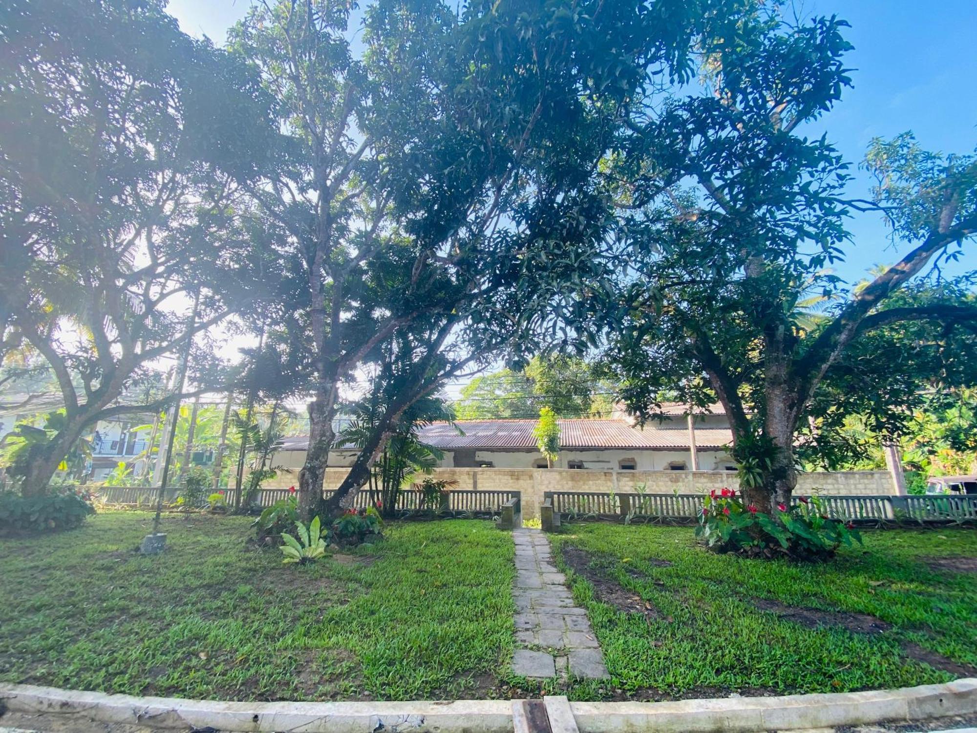 Happy Valley Residence Unawatuna Galle Exteriör bild
